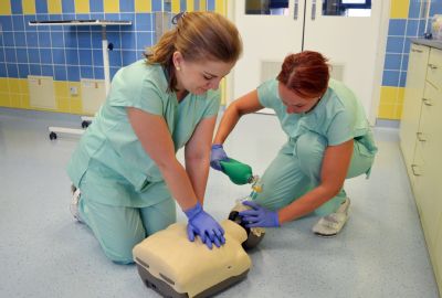 Nemocnice Valašské Meziříčí rozjíždí kurzy první pomoci pro veřejnost