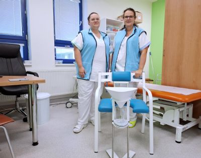 Nový přístroj pomáhá v urologické ambulanci Nemocnice AGEL Valašské Meziříčí s vyšetřením funkce dolních močových cest